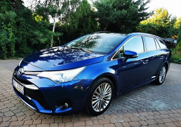 Toyota Avensis cena 42850 przebieg: 274700, rok produkcji 2015 z Korsze małe 781